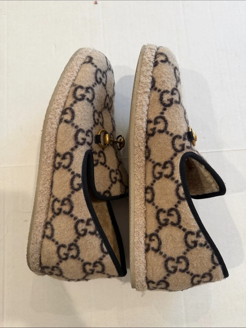 Gucci fría interlocking GG Horsebit loafer Beige Sz 10 men wool fur